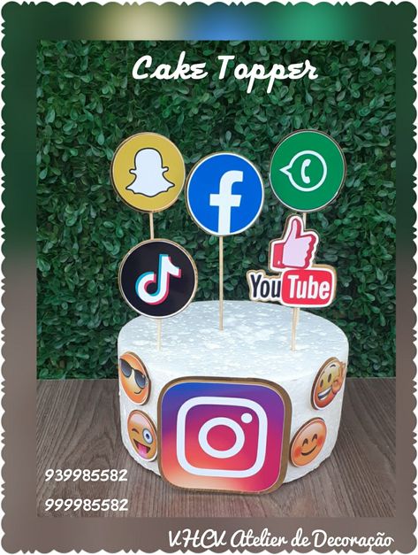 Social Media 2D Cake Topper 9 piecies. Social Media Cake, 2d Cake, Facebook Cake, Youtube Birthday, Birthday Cakes, Arsenal, Cake Topper, Cake Toppers, Cake Decorating