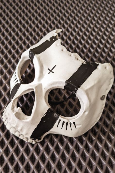 Custom Ghost mask

#ghostmask #ghostcod #ghostcallofduty #ghostmw2 #codmask Custom Mask Ideas, Ghost Call Of Duty, Knight Ring, Simon Ghost Riley, Halloween Themed Party, Ghost Mask, Ghost Riley, Cyberpunk Techwear, Gas Mask Art