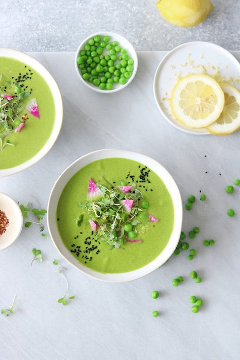 spring pea soup Spring Peas Recipes, Spring Soup Recipes, Spring Soup, Pea And Mint Soup, Mint Soup, Keto Air Fryer Recipes, Pea Puree, Spring Soups, Keto Air Fryer