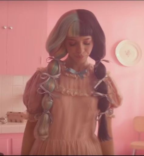 Melanie Aesthetic, Melanie Martinez Inspired Outfits, Timothy Heller, Melanie Martinez Music, Melanie Martinez Outfits, K-12 Melanie Martinez, Pretty Savage, Aesthetic Pfp, Concert Fits