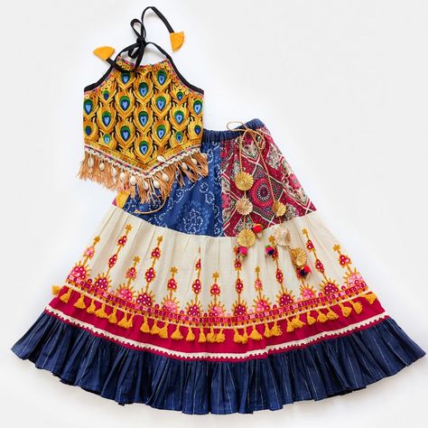 🦚Morpankh Multicolour Chaniya Choli for Girls🦚 Intricate embroidery, multiple fabrics, laces, latkans, jhallar, strings, kodis, tassels, together make this harmony beautiful. Available on halemons.com #Ghoomar3Collection #BabyGirlFashion #KidsEthnicWear #GirlsEthnicWear #FestivalCollection #KidsClothingBrand #KidsClothing #GirlsFashion #Navratri2024 #LehengaCholi #NavratriOutfit #KidsWear #IndianOutfit Navratri Chaniya Choli For Girl Kids, Chaniya Choli For Kids, Lehenga Choli For Navratri, Choli Pattern, Choli For Navratri, Chania Choli, Chaniya Choli Designs, Kids Party Wear Dresses, Kids Ethnic Wear