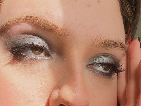 Grey Eyeshadow Brown Eyes, Hoop Ring, Nostril Hoop Ring, Makeup Inspo, Nose Ring, Makeup, Beauty