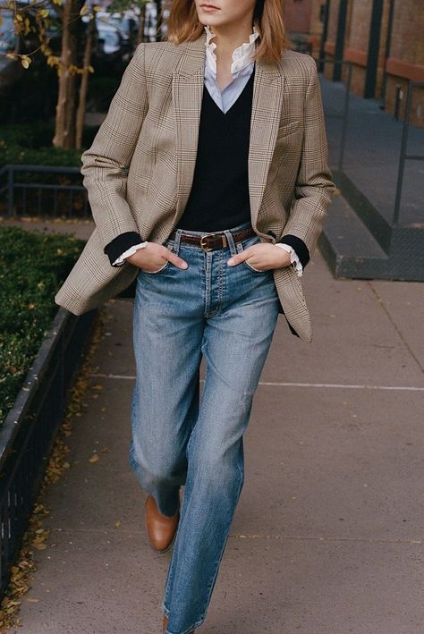 Mode Style Anglais, Thrifting Vintage, Mode Casual, Nili Lotan, Fall Outfits For Work, Casual Work Outfits, Fall 2022, Blazer Outfits, 가을 패션