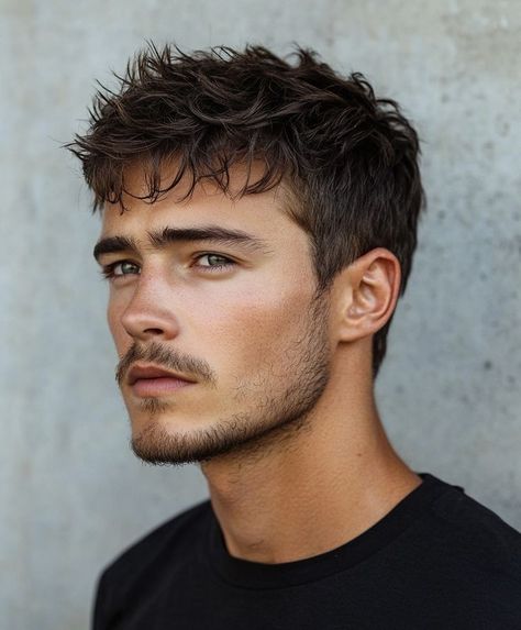 Short Messy Fringe Haircut Men, Short Undercut Men, Fringe Undercut, Mens Undercut Hairstyle, 2025 Haircut, Fringe Men, Men Undercut, Classic Mens Haircut, Versatile Haircut