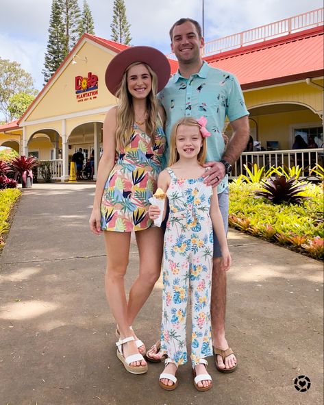 Family Vacation Outfits, Tropical Paradise Theme, Family Tropical Vacation, Tropical Outfit, Rancher Hat, Hawaiian Theme, Tropical Paradise, Vacation Outfits, Family Vacation