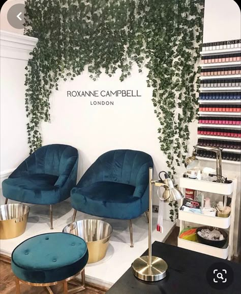 Nail Salon Interior Design, Nail Salon Interior, Beauty Room Salon, Esthetician Room Decor, Esthetics Room, Spa Room Decor, Spa Interior Design, Hair Salon Design, Hair Salon Interior