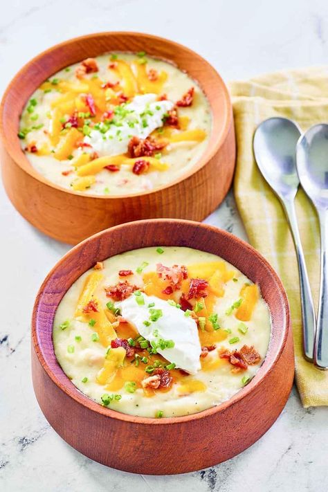 Panera Bread Baked Potato Soup - CopyKat Recipes Semaglutide Recipes, Potato Soup Panera, Panera Baked Potato Soup, Panera Soup, Soup Panera, Panera Recipes, Panera Copycat, Chicken Soup Base, Baked Potato Soup Recipe