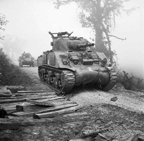 A Sherman tank waiting to move forward duirng the battle for Cassino in Italy, 13 May 1944 Cassino Italy, American Tank, Tank Armor, Ww2 Photos, Car Sit, Sherman Tank, Wwii Photos, Final Battle, Ww2 Tanks