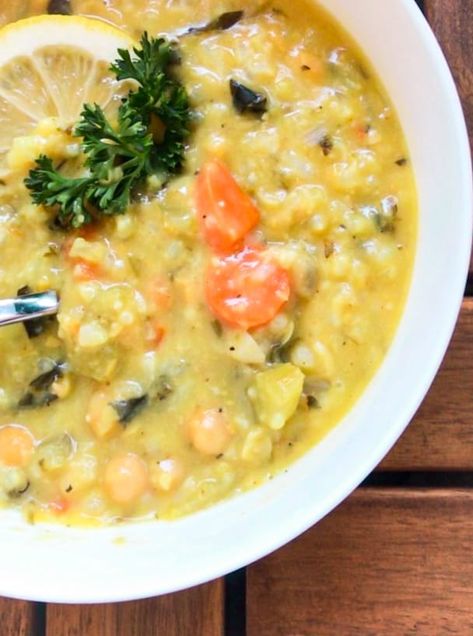 Vegan Avgolemono Soup (Greek Lemon Orzo Soup) Avogolemo Soup, Greek Lemon Orzo Soup, Greek Lemon Orzo, Lemon Orzo Soup, Greek Sauce, Orzo Soup Recipes, Avgolemono Soup, Greek Appetizers, Vegan Greek