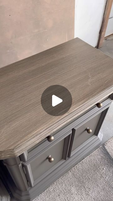 Ciera | Restore Reimagined LLC on Instagram: "Watch me transform and modernize this $30 set of fake wood nightstands. 

I started off by removing all of the chunky details, this really helped me get a more modernized look. After all of my prep moving forward, I used my @harttoolsusa orbital sander to sand down the tops and HART’s precision rotary tool to sand the finer details in between. I ended up doing a faux wood finish on the tops since they were a cheap, mismatched veneer. I primed the bases, painted them in @fusionmineralpaint color “Oakham”  and sealed them in a satin finish. 

#DoItWithHART #HARTPartner #furnituremakeover #furnitureflip #paintedfurniture #diy #furnitureflipping #nightstandmakeover" Fake Wood Paint Effect, Painted Furniture Ideas Colors, Nightstand Makeover Diy, Painting Fake Wood, Night Stand Makeover, Wood Nightstands, Faux Wood Finish, Nightstand Makeover, Fake Wood