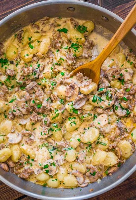 This quick and simple Sausage and Mushroom Gnocchi is a lifesaver during the busy weekdays. Create a restaurant worthy dish in just 20 minutes! Italian Mushrooms, Ground Pork Sausage Recipes, Mushroom Gnocchi, Gnocchi Sauce, Creamy Salmon Pasta, Pork Mushroom, Pork Sausage Recipes, Gnocchi Dishes, Italian Sausages