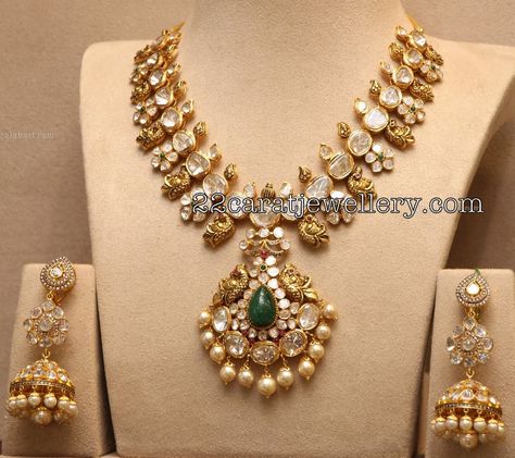 Work Necklaces, Pearl Necklace Designs, Jewelry Set Design, Gold Necklace Indian Bridal Jewelry, Antique Bridal Jewelry, Antique Jewelry Indian, Indian Jewelry Sets, Bangles Jewelry Designs, Gold Fashion Necklace