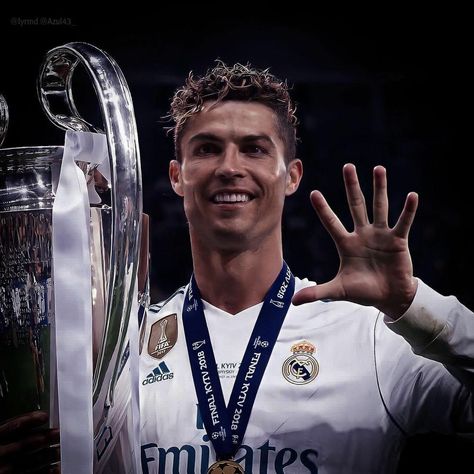 CR7 edition Cr7 Icons, Ronaldo Pfp, Cristino Ronaldo, Ronaldo Real Madrid, Ronaldo Real, Cr7 Ronaldo, Ronaldo Cr7, Cristiano Ronaldo 7, Cristiano Ronaldo Cr7