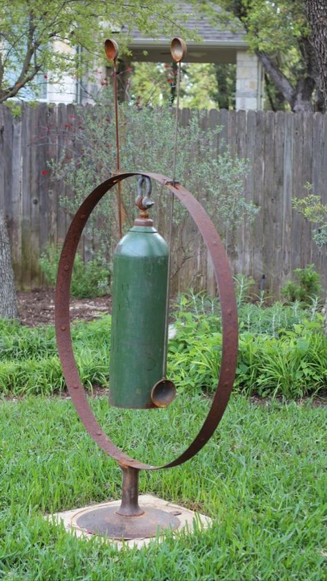 Wind Chime Stand, Iron Stone, Metal Tree Wall Art, Metal Yard Art, Metal Welding, Metal Garden Art, Good Ideas, Metal Art Welded, Metal Tree