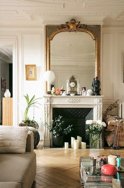 Meadow of the Linden Tree Fireplace Parisian, Parisian Style Home, Parisian Living Room, Paris Interiors, Parisian Decor, Colorful Kitchen Decor, Parisian Interior, Mirror On The Wall, Parisian Apartment