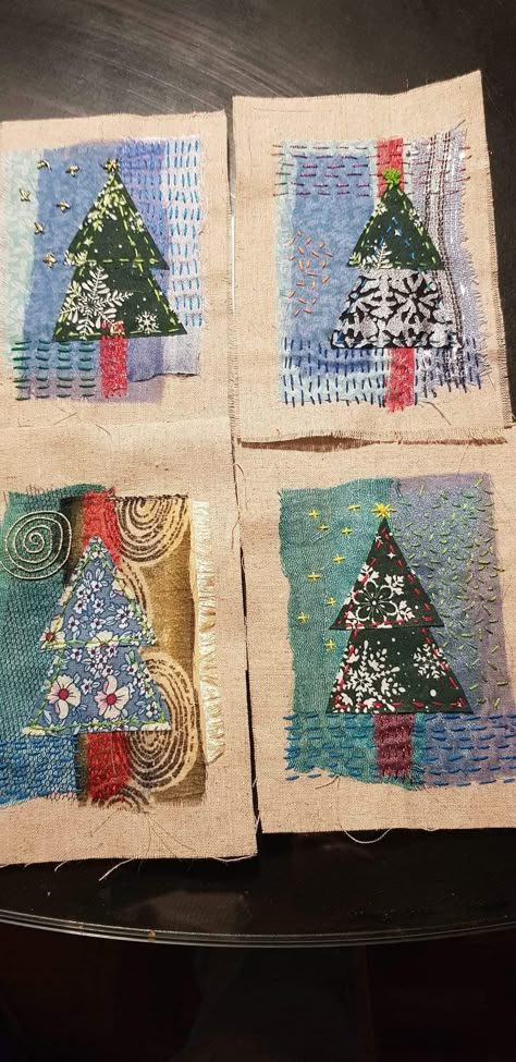 Tree Quilt Block, Sewn Christmas Ornaments, Card Embroidery, Fabric Postcards, Fabric Cards, Free Motion Embroidery, Christmas Knitting Patterns, Christmas Card Crafts, Holiday Crafts Christmas