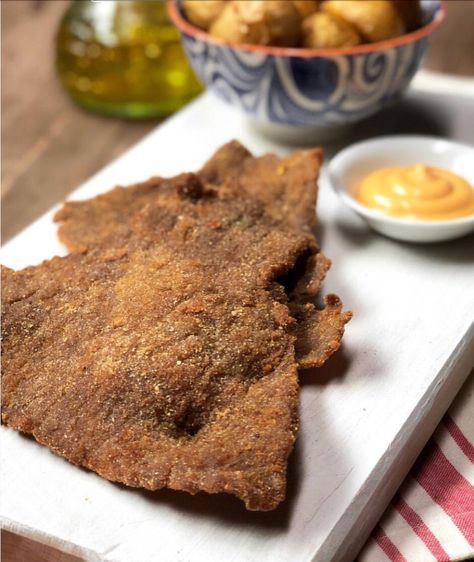 EASY & NO MESS ESCALOPE PANEE Beef Escalope Recipe, Ramadan Is Coming, For Ramadan, Turkey Recipes, International Recipes, Meat Jerky, Banana Bread, Ramadan, Steak