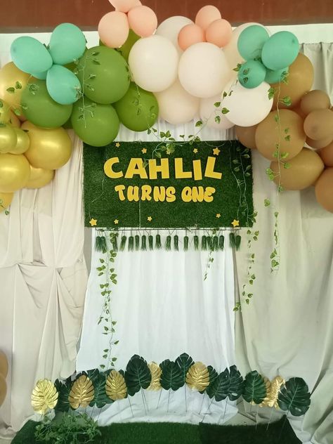 Safari Theme, Retro Balloon Arch, Letter Cuts Safari Theme Birthday, Stage Backdrop, Safari Theme, Stage Set, Theme Birthday, 1st Birthday, Birthday