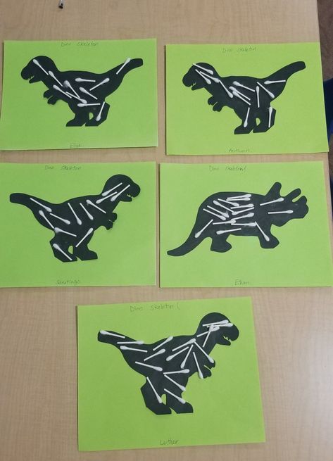 Today we talked about Dinosaur's Skeleton and made a dino's skeleton craft using Q-Tips. Dinosaur Halloween Activities, Dino Projects Preschool, Dinosaur Theme Art Preschool, Preschool Fossil Activities, Dino Bones Craft, Dino Fine Motor Activities, Dino Art For Preschool, Preschool Dinosaurs Crafts, Dino Activities For Kindergarten