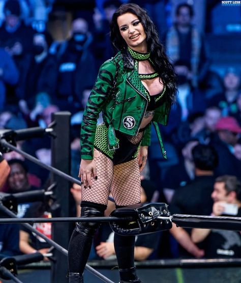 Saraya : LadiesOfWrestling Paige Wrestler, Buddy Matthews, Aj Lee Wwe, Wwe Paige, Saraya Jade Bevis, F Men, Paige Wwe, Wrestling Women, Vampire Girl