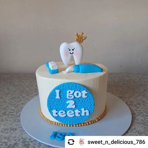 Posted @withregram • @sweet_n_delicious_786 Popping Teeth Themed Cake Vanilla Cake Layers with Burfee Buttercream #joburgbaker #homemadewithlove❤️ #divine #cakesofinstagram🎂🍰 #alhumdulillahforeverything❤️ Teeth Cake, Tooth Cake, Cake Vanilla, Cake Layers, July 7, Baby Cake, Themed Cakes, Layer Cake, Vanilla Cake