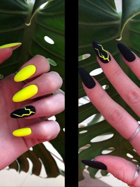 Black Neon Yellow Nails, Yellow Black Nails, Black And Yellow Nails, Summertime Nails, Makeup Anime, Fantastic Nails, Teen Nails, Anime Nails, Goth Nails