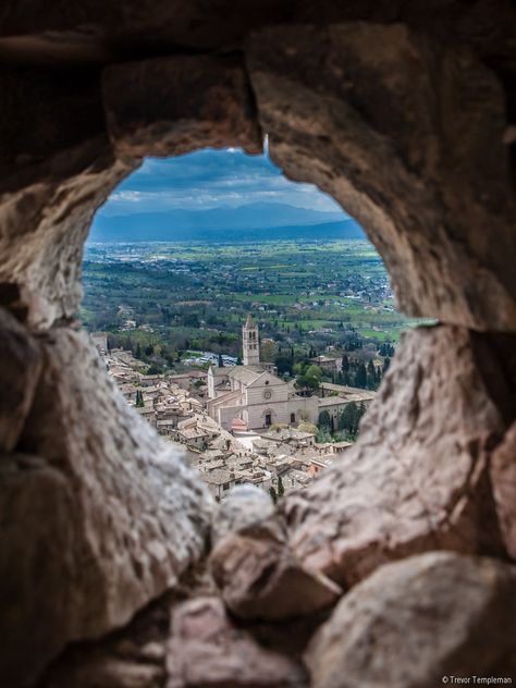 10 things to do in Assisi – The Travel Temple Assisi Italy, Italian Romance, Italy Honeymoon, Umbria Italy, Saint Francis, Michigan Travel, Venice Travel, Arizona Travel, Sacred Places