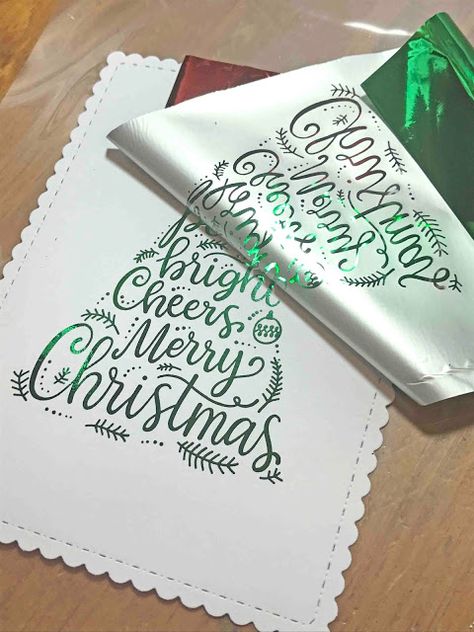 DIY foiled Christmas cards Foiled Cards, Cricut Christmas Cards, Foil Christmas Cards, Minc Foil, Christmas Card Tutorials, Craft Foil, Foil Prints, Deco Foil, Foil Card