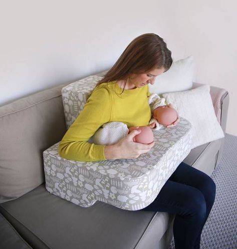 Twin Feeding Pillow, Nursing Twins, Feeding Twins, Twin Nursing Pillow, Breastfeeding Latch, Twin Mum, Baby Feeding Pillow, Breastfeeding Twins, Breastfeeding Pillow