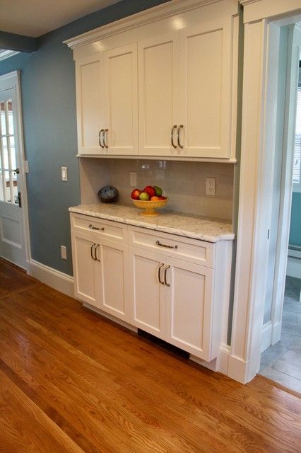 Shallow Kitchen Cabinets, U Shaped Kitchen With Island, Narrow Cabinet Kitchen, Shallow Pantry, Dry Bar Ideas, Kitchen With Island, Narrow Kitchen, U Shaped Kitchen, Kitchen Pantry Cabinets