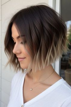 Short Hair Color For Fall, Cool Brown Balayage Short Hair, Short Hair Colors For Women, Brown Roots Blonde Hair Short, Short Hair Light Brown Balayage, Bob Colored Hair, 2024 Short Hair Trends, Short Hair Women 2024, Black Tipped Hair