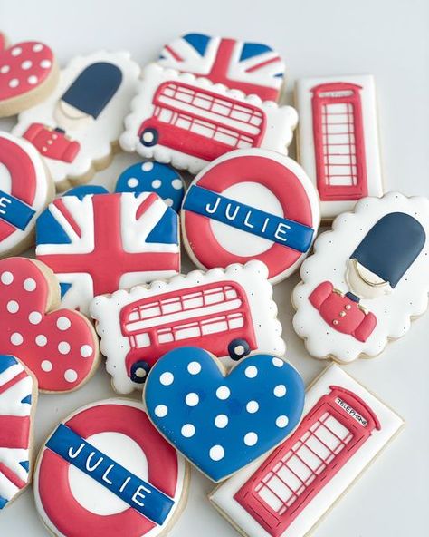 London Theme Party Decoration, London Theme Party, Vacation Cookies, London Cookies, London Theme Parties, Transportation Cookies, British Cookies, British Themed Parties, Travel Cakes