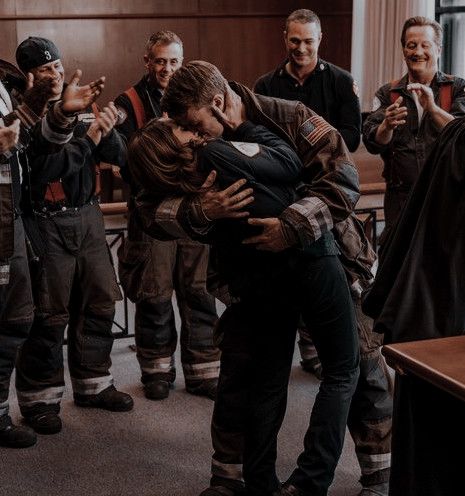 Firefighter And Doctor Couple, Police Couple Aesthetic, Firefighter Love Aesthetic, Cop Romance Aesthetic, Police Wife Photoshoot, Fbi Couple Aesthetic, Firefighter Relationship Goals, Firefighter Romance Aesthetic, Firefighter Couple Aesthetic