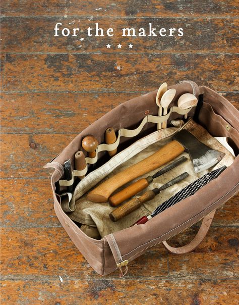 Tool Bag Diy, Tool Tote, Diy Leather Projects, Inside My Bag, Tooled Leather Bag, Tool Bags, Pottery Tools, Kit Bag, Tote Pattern