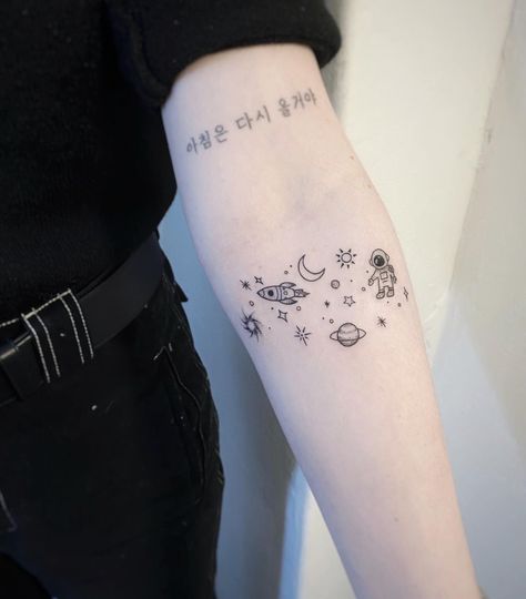 Celestial Ink: 30 Creative Solar System Tattoo Ideas You’ll Love 21 Galaxy Tattoo Ideas, Tattoo Under Breast, Ant Tattoo, Bull Skull Tattoos, Solar System Tattoo, Tattoo Over Scar, Galaxy Rose, Rose Hand Tattoo, Lady Bug Tattoo