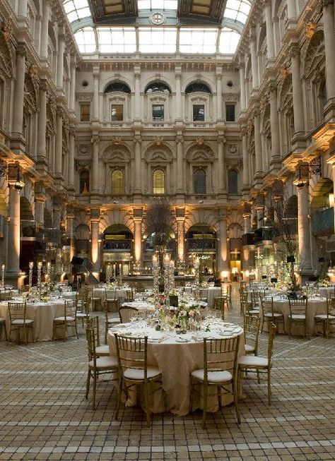 Glamorous Wedding Venue, London Wedding Venues, Wedding Venues Uk, London Venues, Dream Wedding Venues, The Courtyard, Greater London, Las Vegas Weddings, Royal Weddings