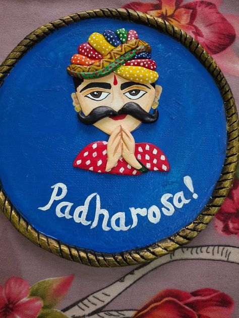 Padharo Sa Decor, Padharo Sa Wall Art, Padharo Sa Art, Rajasthani Wall Art, Entrance Board, Rajasthani Art, Boho Art Drawings, Hello Kitty Crafts, Flower Decorations Diy