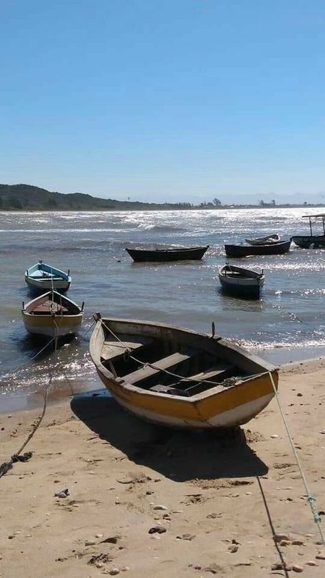 Painting Reference Photos Landscape, Boat Reference, Circe Madeline Miller, Madeline Miller, Row Boats, India Photography, Sailboat Painting, Old Boats, Image Nature