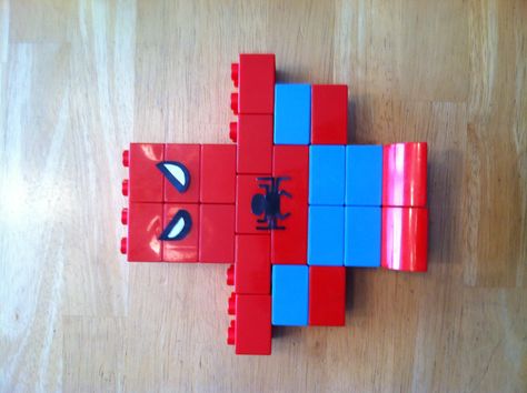 Duplo Lego mini Spider-Man Duplo Ideas, Lego Basic, Easy Lego Creations, Lego Challenge, Lego Education, Lego Club, Micro Lego, Lego Activities, Lego Robot