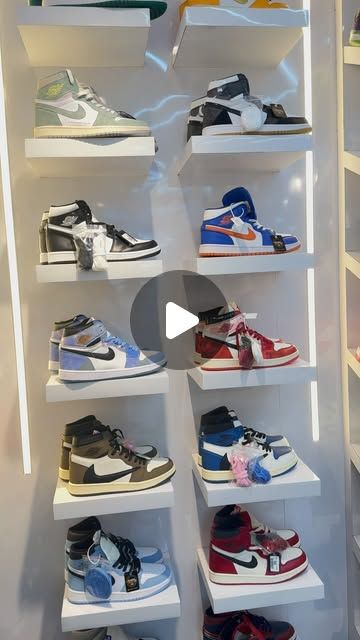 Shoe rack 17 on Instagram: "For more @shoerack_17 
For more @shoerack_17" Shoe Display, Good Brands, Sneaker Head, Shoe Rack, Streetwear Fashion, Nike Shoes, Basketball, Nike, Wall