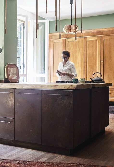 Italian Kitchen Ideas, Italian Style Home, Metal Island, Sage Green Kitchen, Interiors Online, Italian Kitchen, Vintage Eclectic, Timber Flooring, Main Bedroom