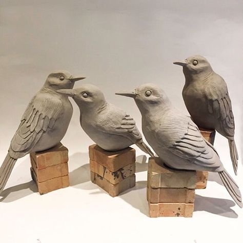 Ceramic Birds Sculpture, Clay Birds, Clay Bird, Pottery Animals, Sculpture Art Clay, Sculptures Céramiques, Tanah Liat, Ceramics Pottery Art, Pottery Sculpture