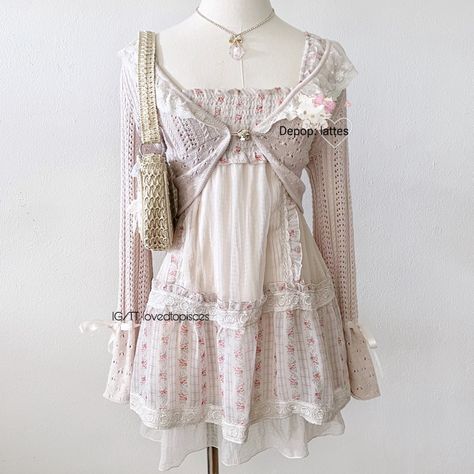 Cottagecore Fall Outfits, Himekaji Outfits, Soft Girl Outfits, Mori Fashion, Mori Girl Fashion, Gyaru Fashion, Cottagecore Fashion, Lace Cami Top, Pinterest Outfits