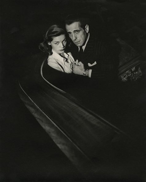 Lauren Bacall and Humphrey Bogart in The Big Sleep, 1946 ~ ~ ~ ~ ~ ~ ~ ~ ~ Follow my partners~ @forevergracekelly #lauren #bacall… Bogie And Bacall, Bogart And Bacall, The Big Sleep, Hollywood Couples, Hollywood Homes, Lauren Bacall, Humphrey Bogart, Cary Grant, Famous Couples