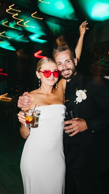 Amazon Glasses, Wedding Guests Photos, Open Dance, Las Vegas Wedding Photography, First Dance Photos, Wedding Reception Lighting, Dance Floor Wedding, Film Pictures, Vogue Wedding