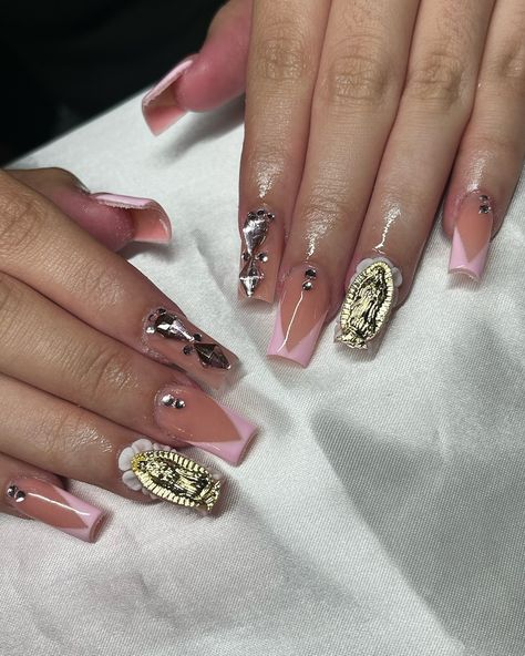 Virgen Maria ✨🩷 • • • @2cutenails Acrylic nude #acrylicnails #squarenails #mediumnails #nails #virgenmaria #birthdaynails #dfwnails #dfwnailtech #irvingnails #irvingnailtech Virgen Nails, Guadalupe Nails, Virgencita Nails, Girly Acrylic Nails, Birthday Nails, Square Nails, Nail Tech, Cute Acrylic Nails, Nail Inspo