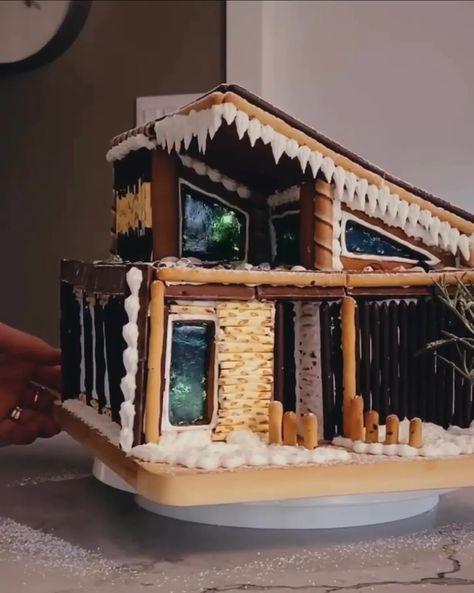 Swiss Gingerbread House, Chalet Gingerbread House, Edible Gingerbread House Decorations, Gingerbread Glass House, Gingerbread House Fireplace, Non Gingerbread House Ideas, Space Gingerbread House, Modern Gingerbread House Architecture, Cozy Gingerbread House