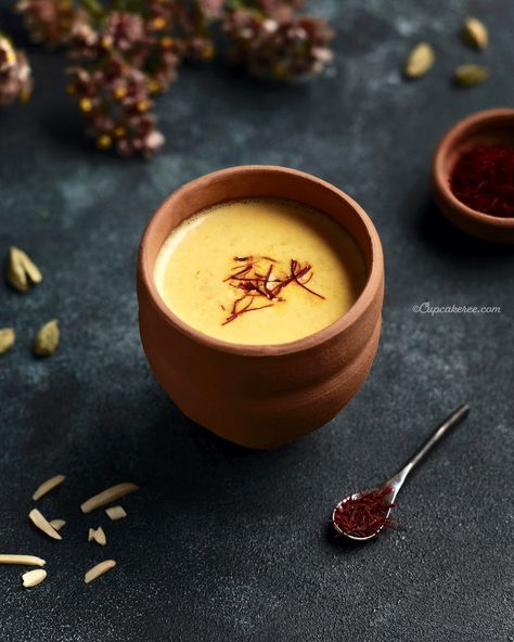 Badam Doodh, Misti Doi, Badam Milk, Saffron Milk, Milk Photography, Warm Drinks, Healthy Bowls, Golden Milk, Winter Drinks