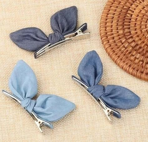 Denim Hair Accessories, Diy Hair Accessories For Kids, Handmade Hair Accessories Diy, Diy Scrunchie, Diy Hair Clip, Diy Hair Clips, Felt Hair Bows, Hair Bows Diy Ribbon, Hair Accessories Kids