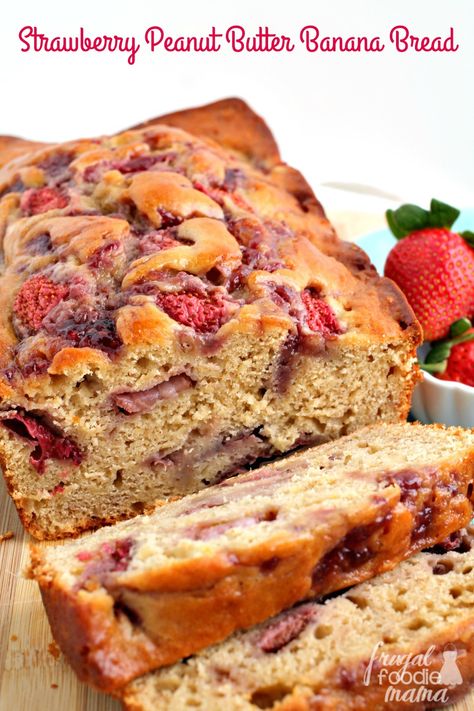 Inspired by the classic flavors of a PB&J, this Strawberry Peanut Butter Banana Bread is sure to quickly become a family favorite. Muffins Peanut Butter, Strawberry Peanut Butter, Butter Banana Bread, Peanut Butter Banana Bread, Brownie Cheesecake, Strawberry Bread, Strawberry Yogurt, Peanut Butter Jelly, Peanut Butter Banana